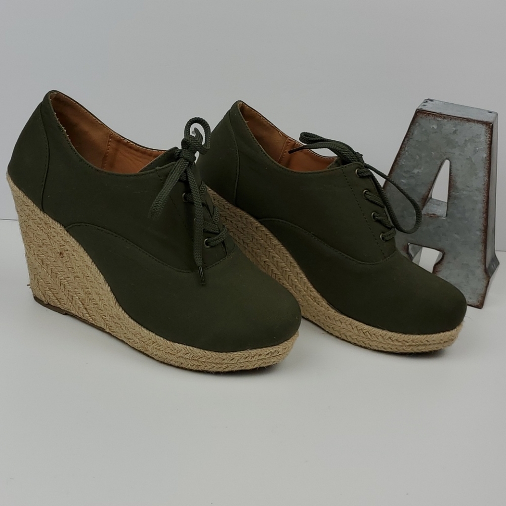 Torrid Espadrille Wedge Tie Up Booties Wide Shoe